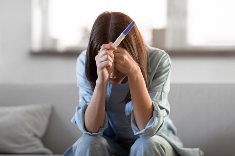 不妊症に悩む女性